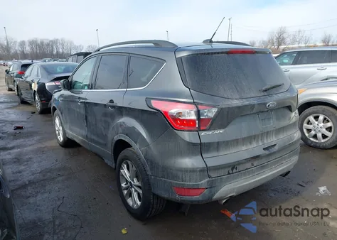 2018 Ford Escape Se z USA, uszkodzony, nr VIN 1FMCU9GD8JUC05473